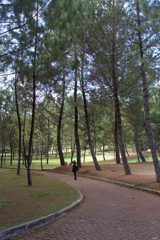 Puteri Gunung Hotel Lembang Dış mekan fotoğraf