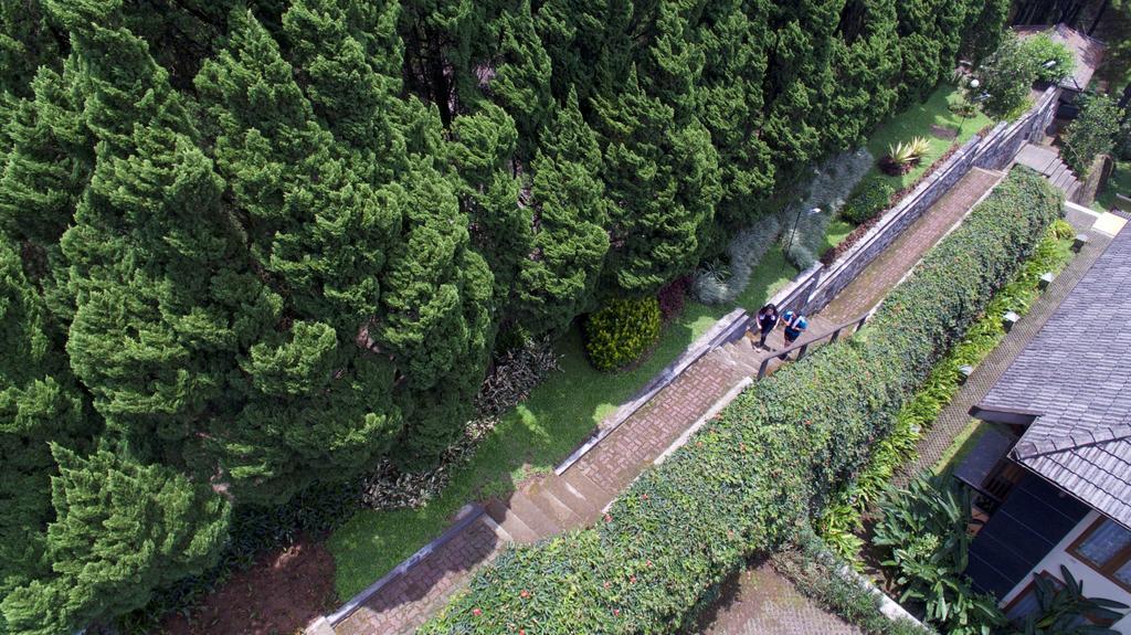 Puteri Gunung Hotel Lembang Dış mekan fotoğraf
