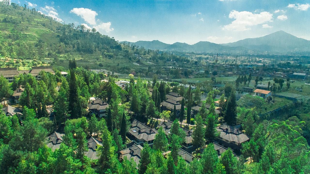 Puteri Gunung Hotel Lembang Dış mekan fotoğraf
