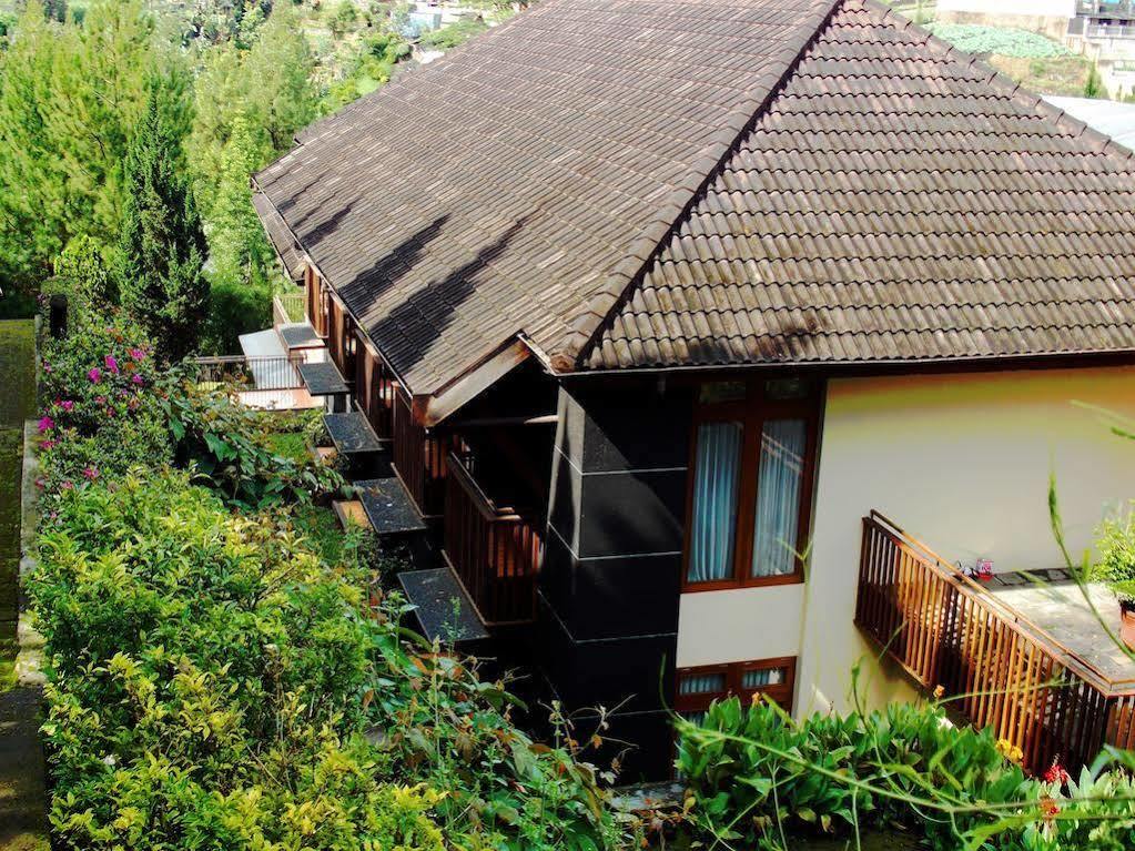 Puteri Gunung Hotel Lembang Dış mekan fotoğraf