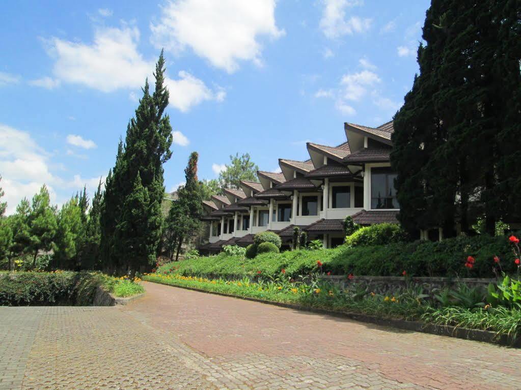 Puteri Gunung Hotel Lembang Dış mekan fotoğraf